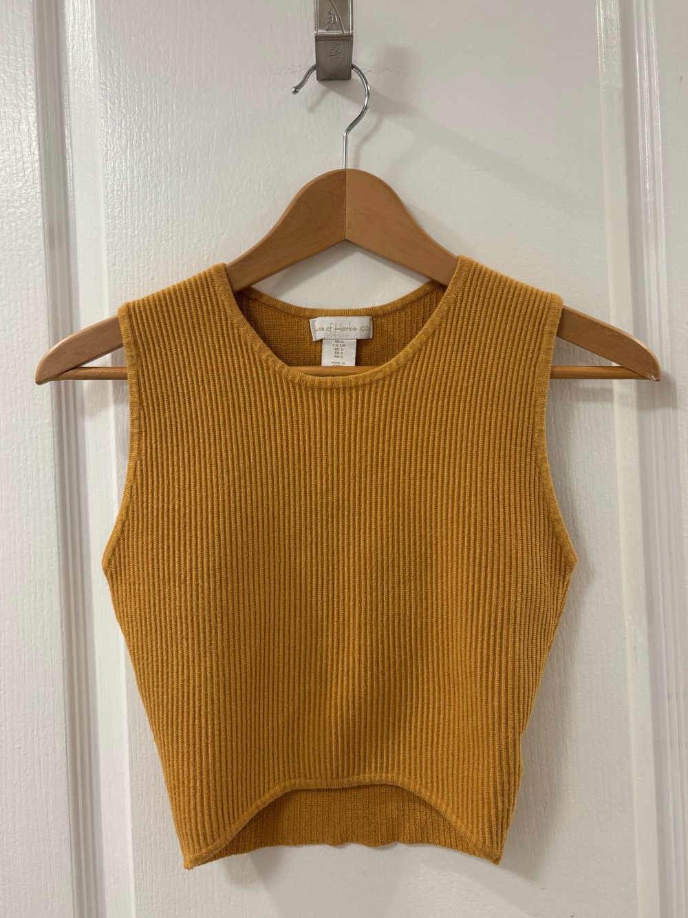 House of Harlow 1960 Stretchy Ribbed Knit Cropped Mustard Yellow Tank Top S